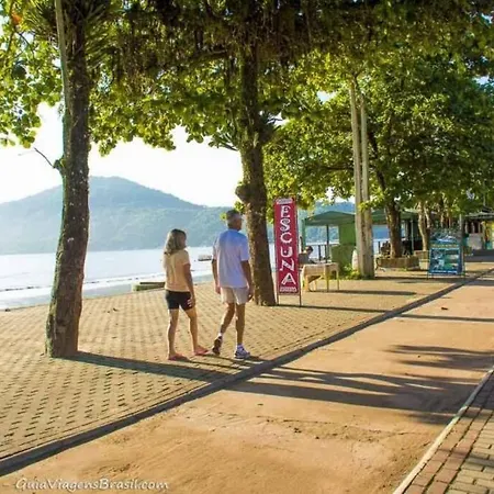 Apartamento no Itaguá com estacionamento-2